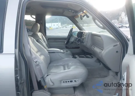 2000 Cadillac Escalade Standard from USA, damaged, VIN 1GYEK13R7YR102901